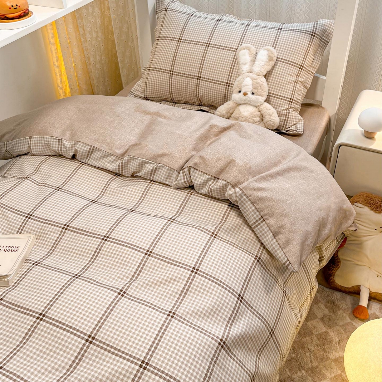 91家纺网 家纺一手货源 找家纺 涵宸家纺 2025新款学生图-全棉印花-甜系三件套四件套 D雅致