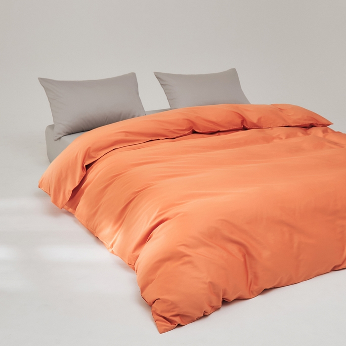 91家纺网 家纺一手货源 找家纺 有点武功 2025新款100S全棉贡缎长绒棉纯色单被套居家学生宿舍简约轻奢纯棉被套 浅桔色