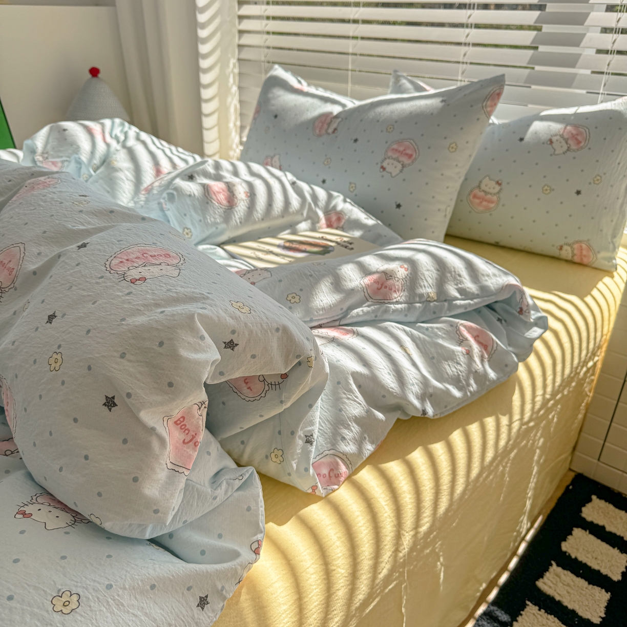 91家纺网 家纺一手货源 找家纺 繁花2025新款学生季第二波木棉水洗棉四件套三件套跑量款 爱心喵-蓝