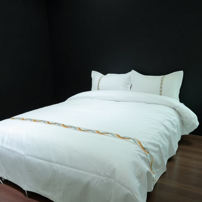 91家纺网 家纺一手货源 找家纺 （总）安力森/诚臻酒店用品2025新款星级酒店纯色四件套高仿棉贴条系带款宾馆四件套