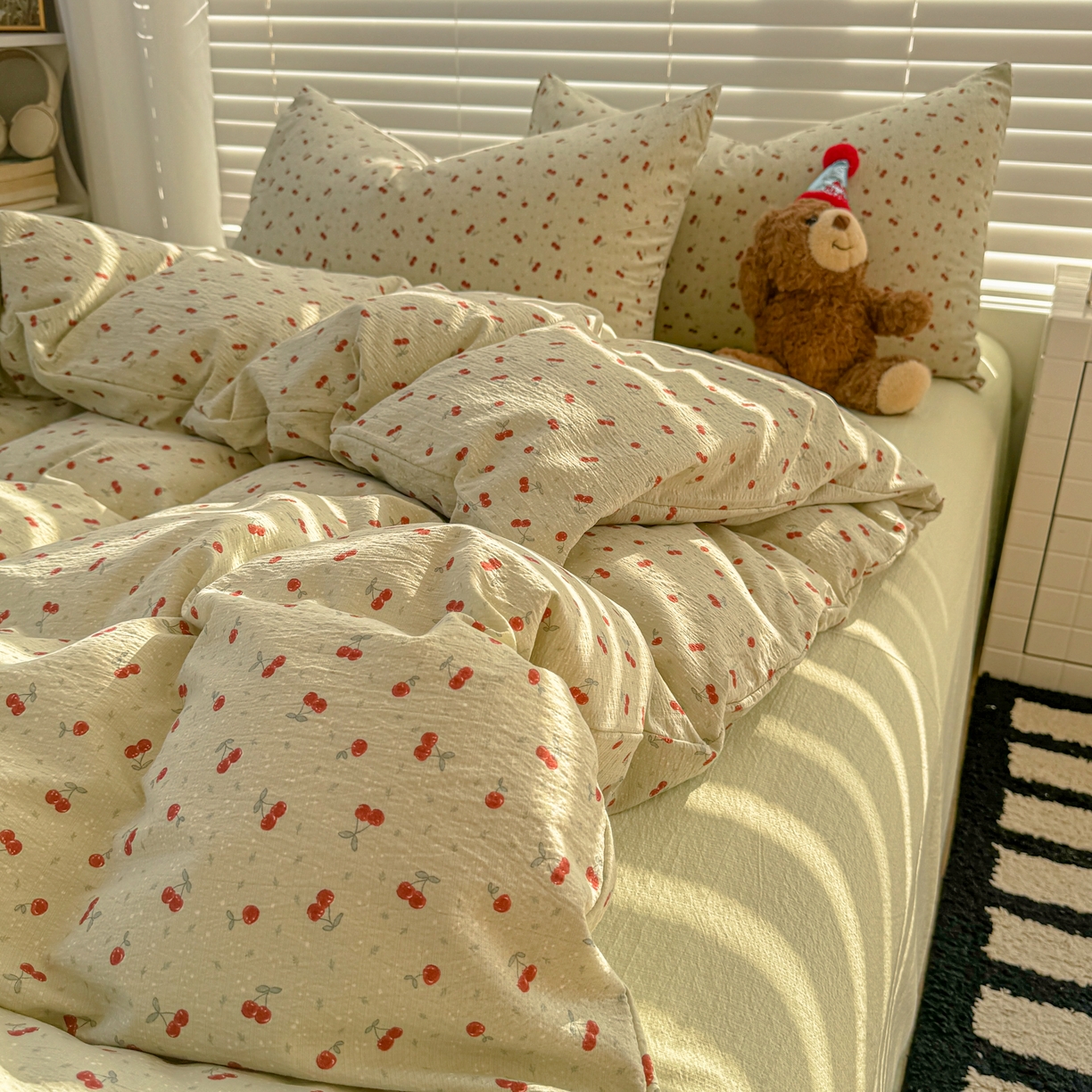 91家纺网 家纺一手货源 找家纺 繁花2025新款学生季第二波木棉水洗棉四件套三件套跑量款 樱桃酱