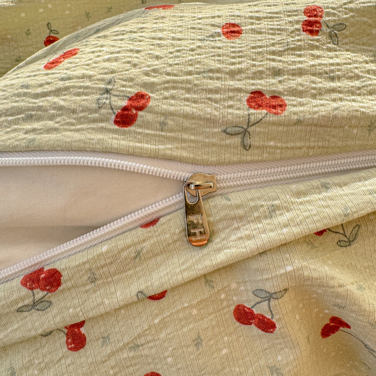 91家纺网 家纺一手货源 找家纺 繁花2025新款学生季第二波木棉水洗棉四件套三件套跑量款 樱桃酱