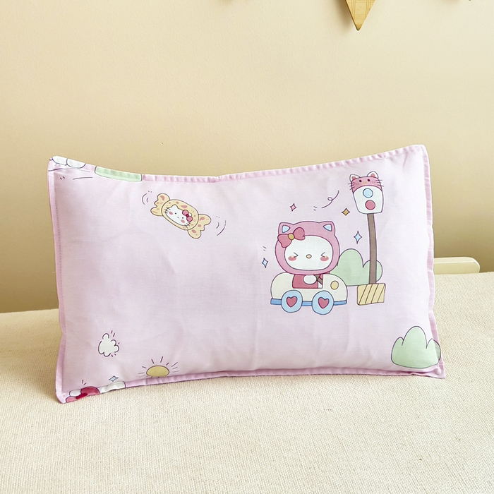 91家纺网 家纺一手货源 找家纺 鱼宝2026新款全棉幼儿园套件--萌趣系列 彩虹猫咪