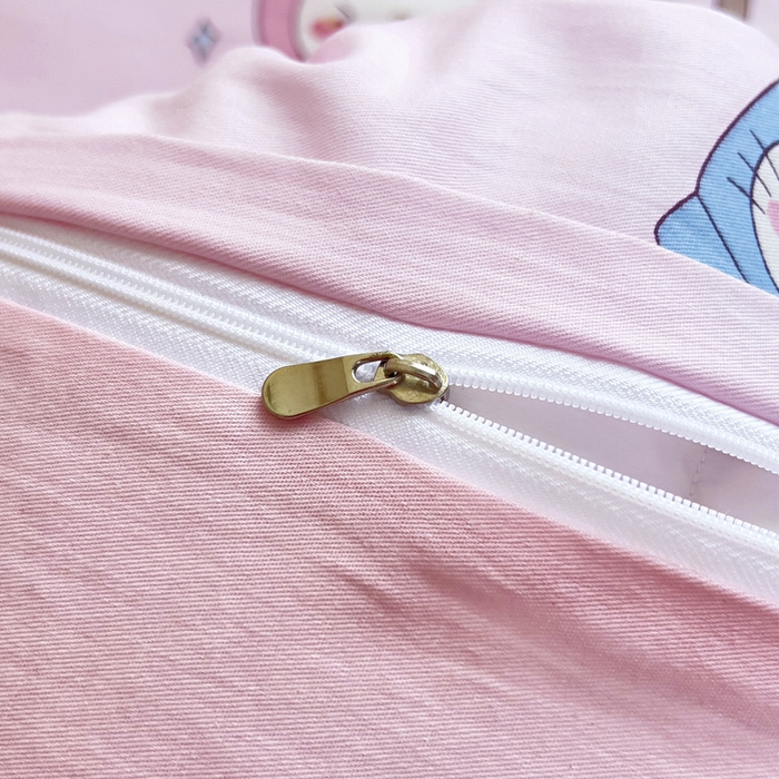 91家纺网 家纺一手货源 找家纺 鱼宝2026新款全棉幼儿园套件--萌趣系列 彩虹猫咪