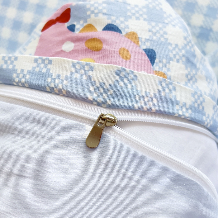 91家纺网 家纺一手货源 找家纺 鱼宝2026新款全棉幼儿园套件--萌趣系列 恐龙家族