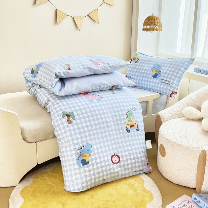 91家纺网 家纺一手货源 找家纺 鱼宝2026新款全棉幼儿园套件--萌趣系列 恐龙家族