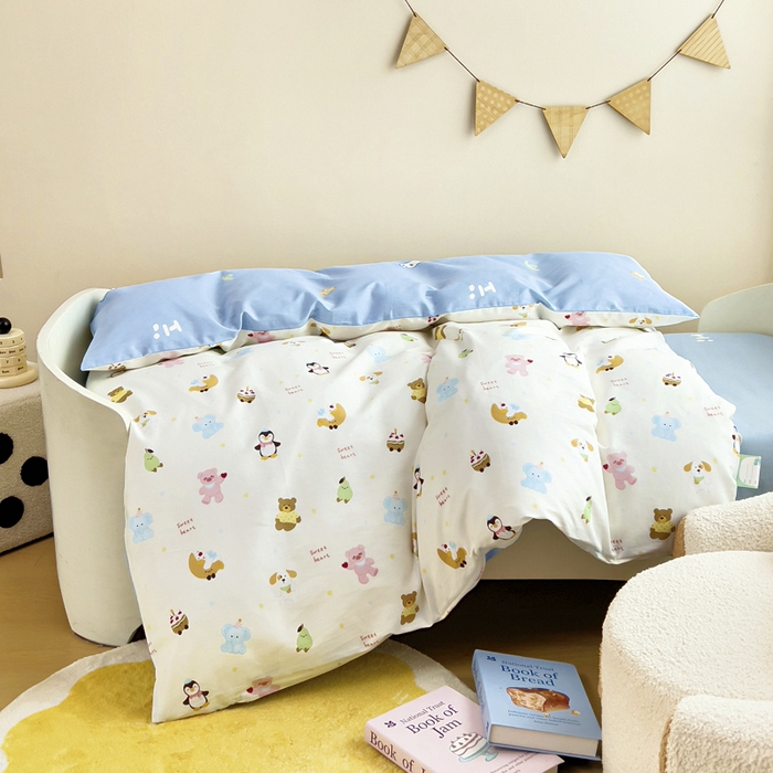 91家纺网 家纺一手货源 找家纺 鱼宝2026新款全棉幼儿园套件--萌趣系列 企鹅宝宝