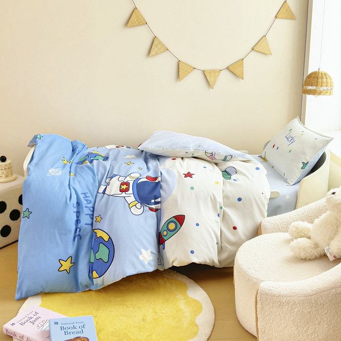 91家纺网 家纺一手货源 找家纺 鱼宝2026新款全棉幼儿园套件--萌趣系列 汽车乐园