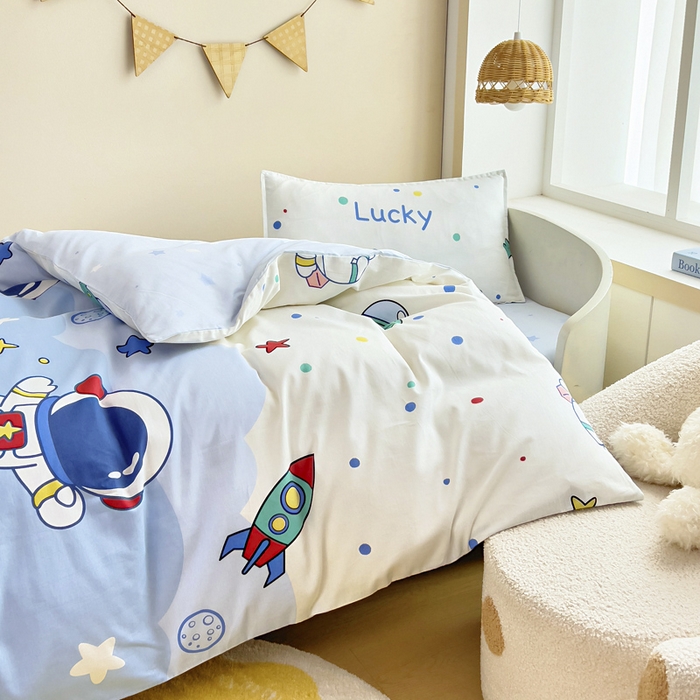 91家纺网 家纺一手货源 找家纺 鱼宝2026新款全棉幼儿园套件--萌趣系列 汽车乐园