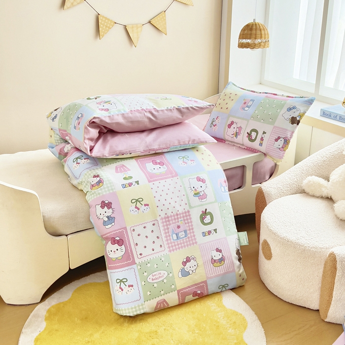 91家纺网 家纺一手货源 找家纺 鱼宝2026新款全棉幼儿园套件--萌趣系列 甜心猫咪