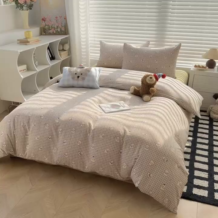 91家纺网 家纺一手货源 找家纺 繁花2025新款学生季第二波木棉水洗棉四件套三件套跑量款 彩格蒙宠