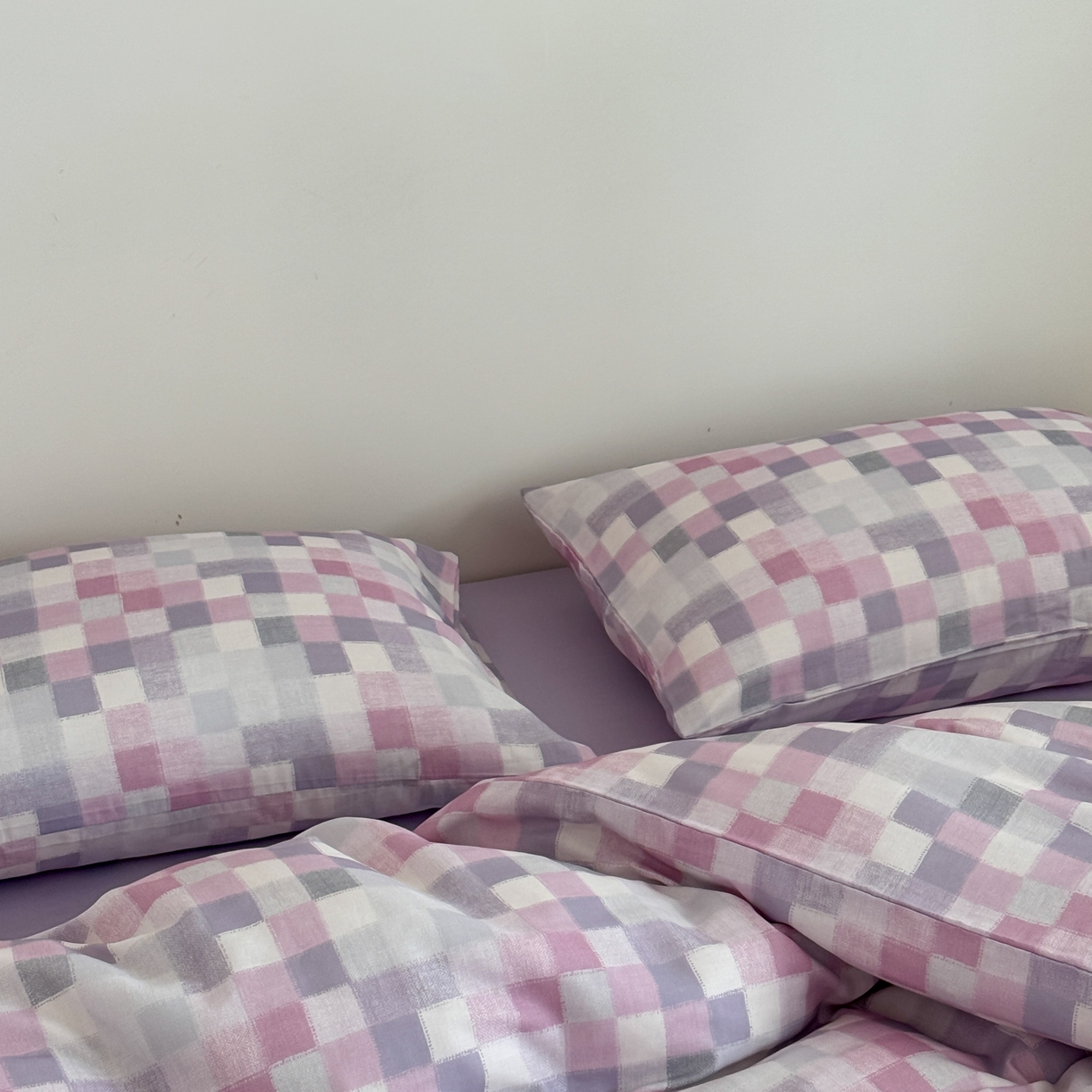 91家纺网 家纺一手货源 找家纺 窝米 2025新品全棉纯棉双层纱简约条格四件套系列第二组 蔚集-粉