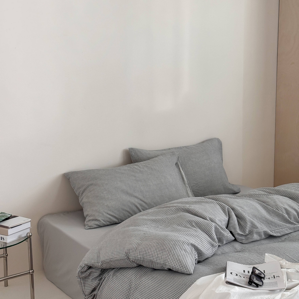 91家纺网 家纺一手货源 找家纺 窝米 2025新品全棉纯棉双层纱简约条格四件套系列第二组 品小格-黑