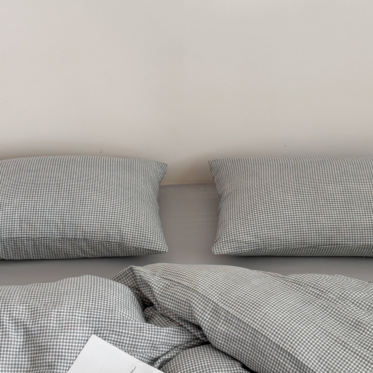 91家纺网 家纺一手货源 找家纺 窝米 2025新品全棉纯棉双层纱简约条格四件套系列第二组 品小格-黑