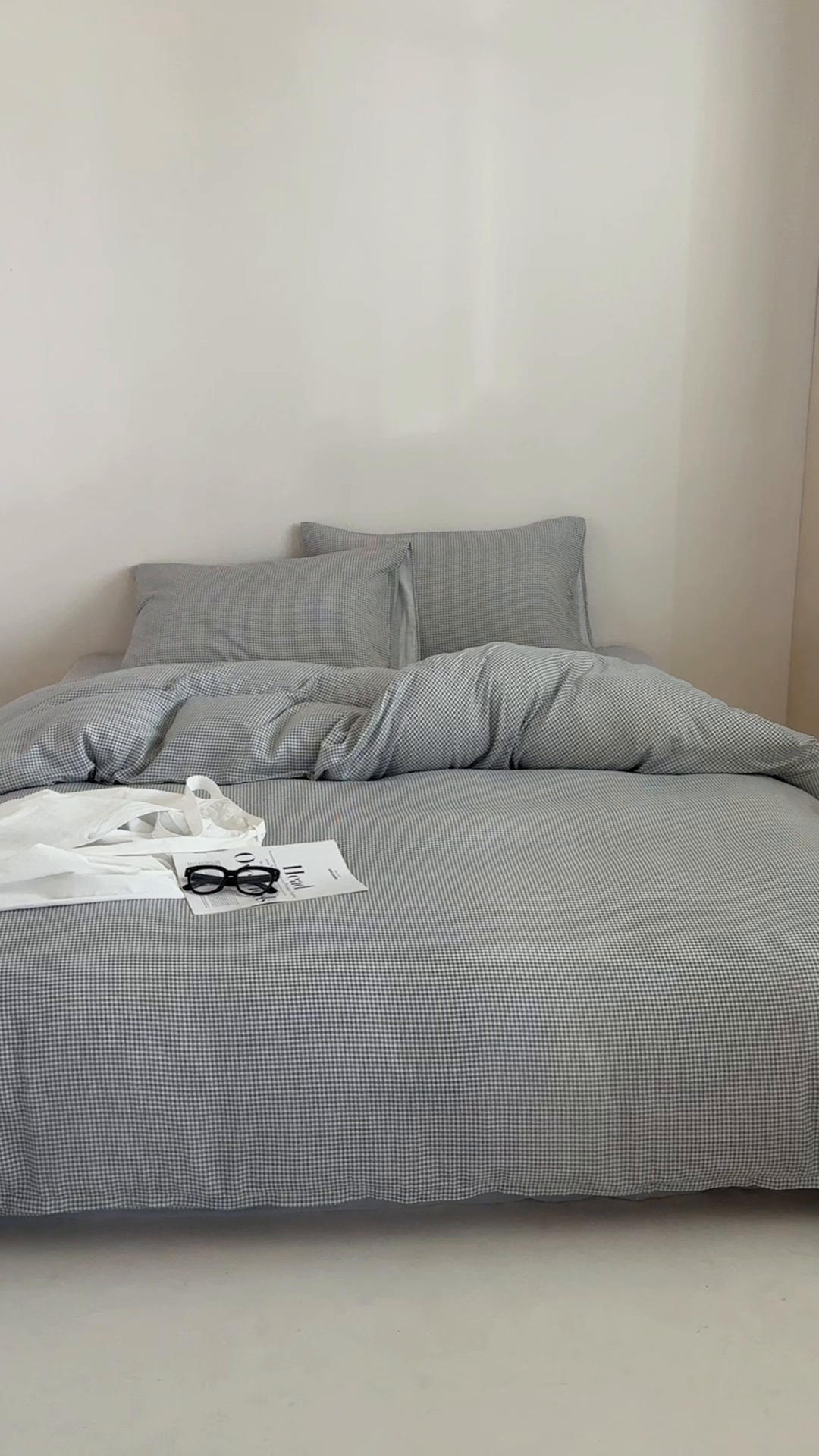 91家纺网 家纺一手货源 找家纺 窝米 2025新品全棉纯棉双层纱简约条格四件套系列第二组 品小格-黑