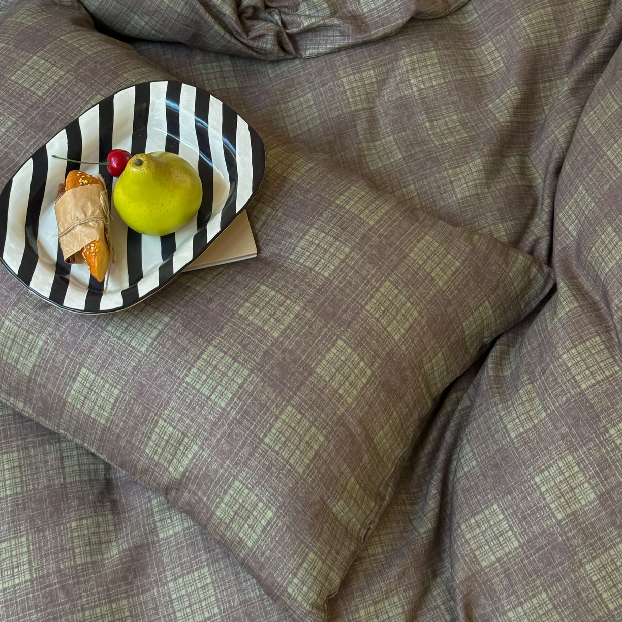 91家纺网 家纺一手货源 找家纺 窝米 2025新品全棉纯棉双层纱简约条格四件套系列第一组 致在-绿