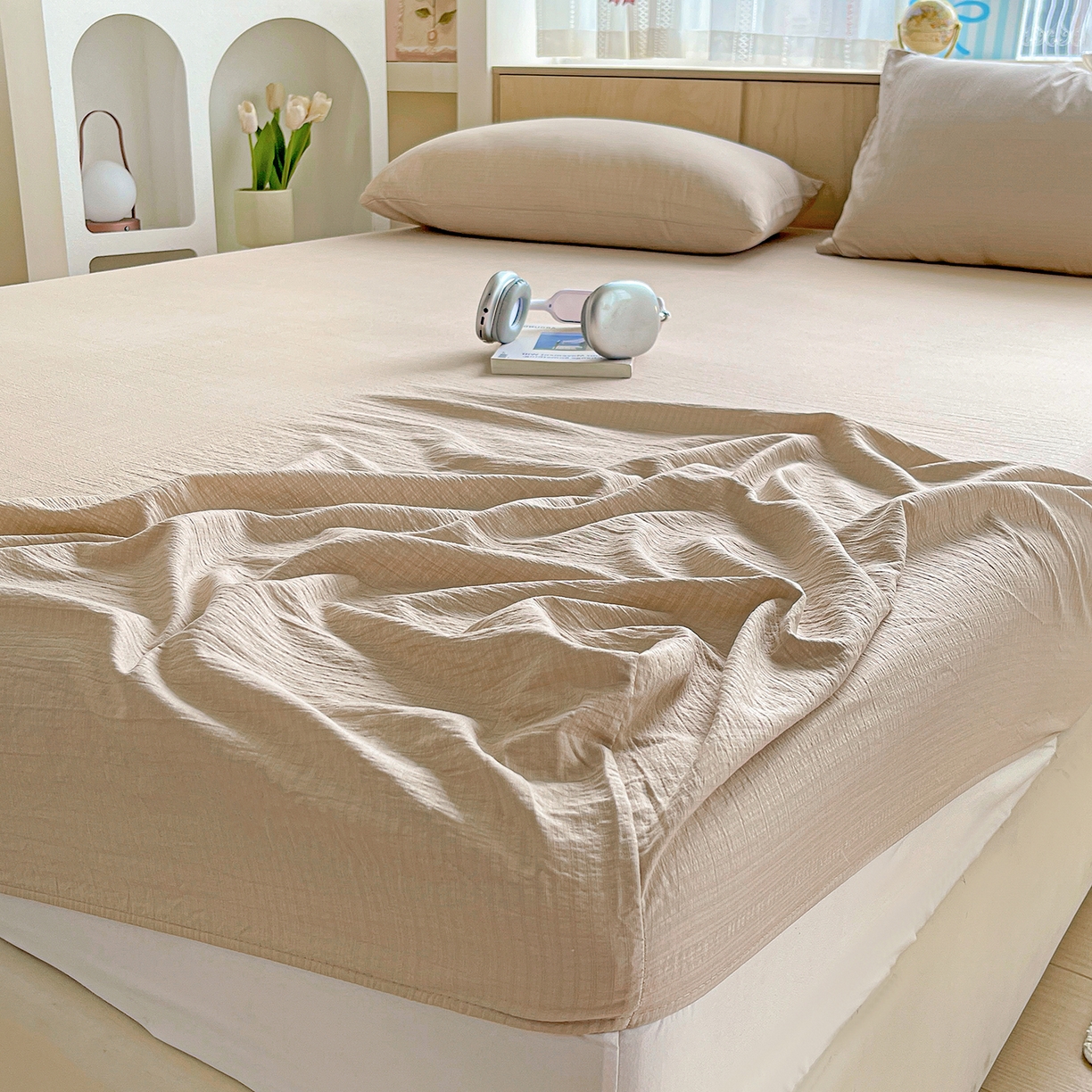 91家纺网 家纺一手货源 找家纺 卡迪熊家纺 2025新款超柔云感双层纱床笠 双层纱-杏色