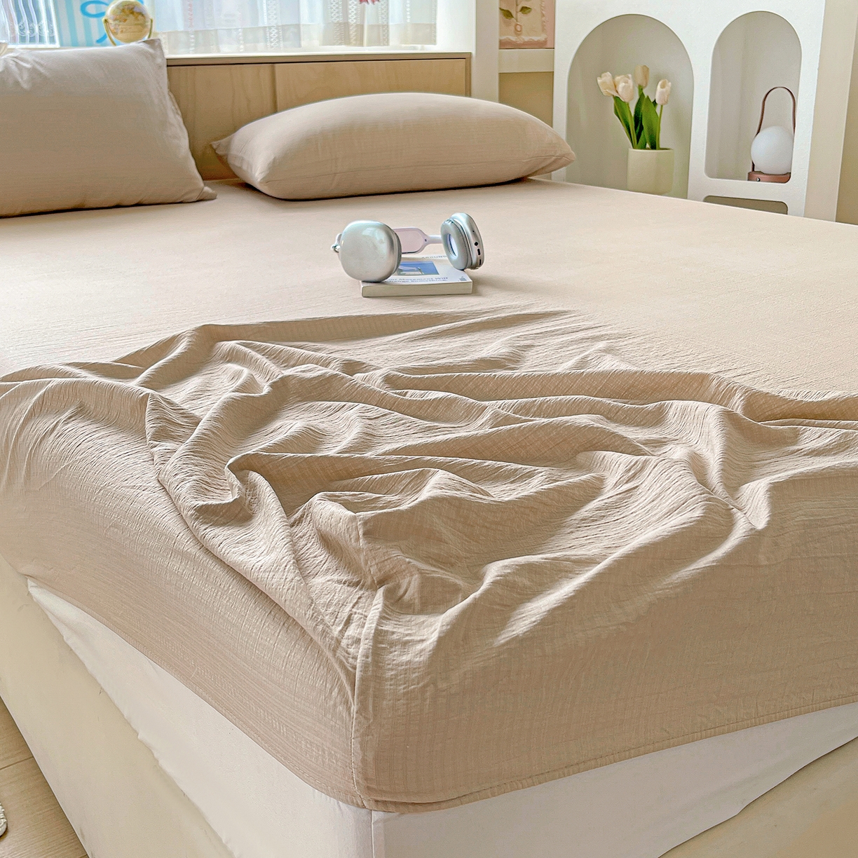 91家纺网 家纺一手货源 找家纺 卡迪熊家纺 2025新款超柔云感双层纱床笠 双层纱-杏色