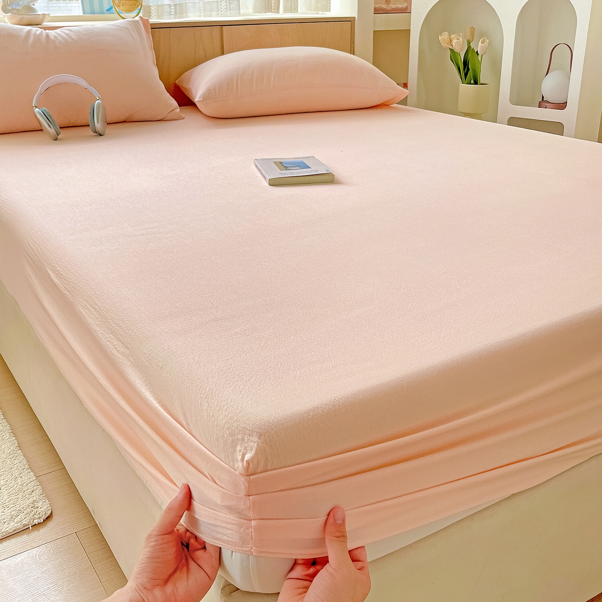 91家纺网 家纺一手货源 找家纺 卡迪熊家纺 2025新款超柔云感双层纱床笠 双层纱-浅粉