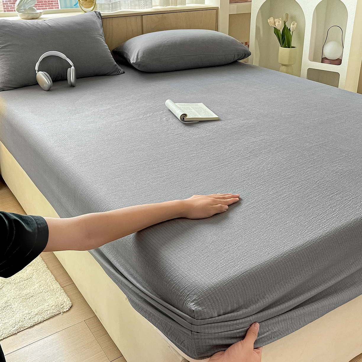 91家纺网 家纺一手货源 找家纺 卡迪熊家纺 2025新款超柔云感双层纱床笠 双层纱-浅灰