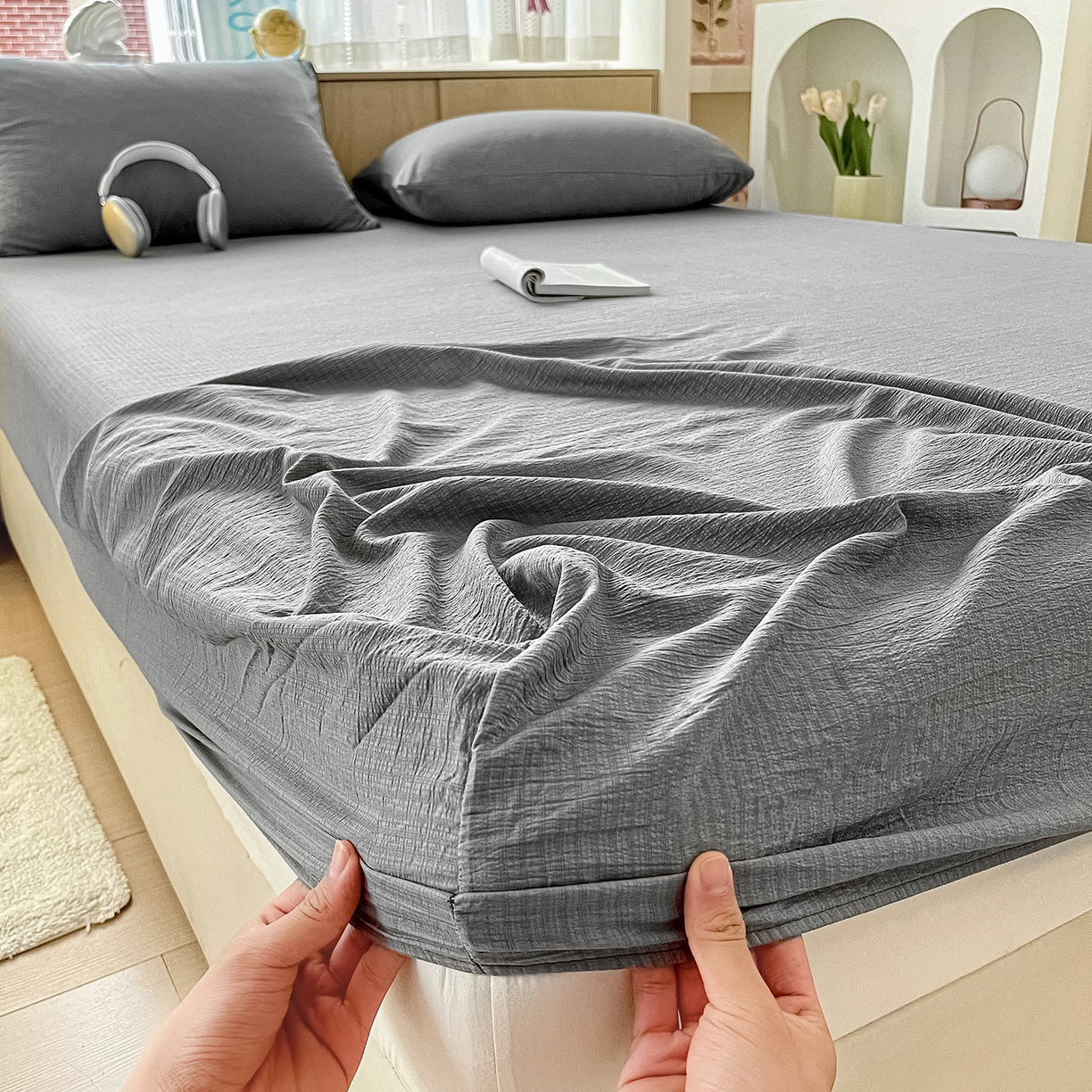 91家纺网 家纺一手货源 找家纺 卡迪熊家纺 2025新款超柔云感双层纱床笠 双层纱-浅灰