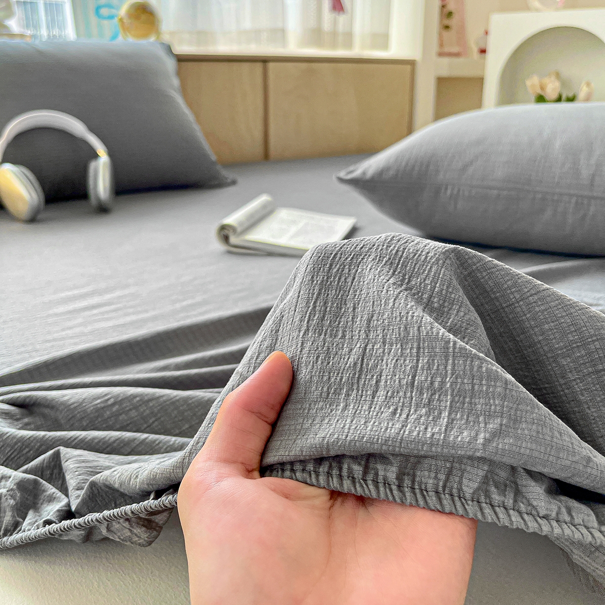 91家纺网 家纺一手货源 找家纺 卡迪熊家纺 2025新款超柔云感双层纱床笠 双层纱-浅灰