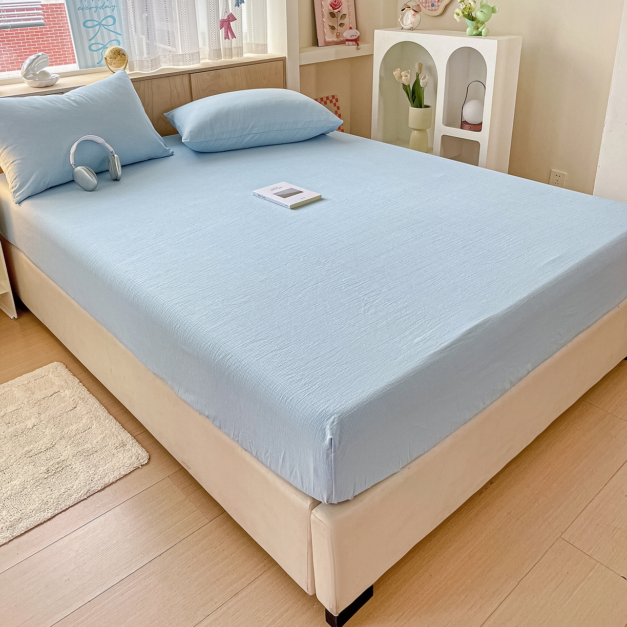 91家纺网 家纺一手货源 找家纺 卡迪熊家纺 2025新款超柔云感双层纱床笠 双层纱-浅蓝