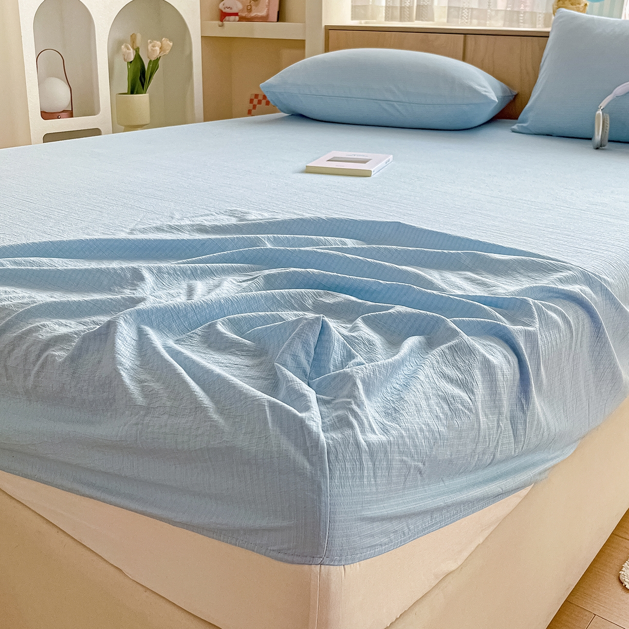 91家纺网 家纺一手货源 找家纺 卡迪熊家纺 2025新款超柔云感双层纱床笠 双层纱-浅蓝