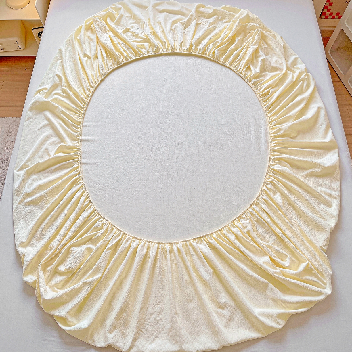 91家纺网 家纺一手货源 找家纺 卡迪熊家纺 2025新款超柔云感双层纱床笠 双层纱-乳白