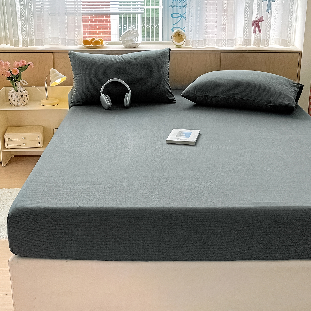 91家纺网 家纺一手货源 找家纺 卡迪熊家纺 2025新款超柔云感双层纱床笠 双层纱-深灰