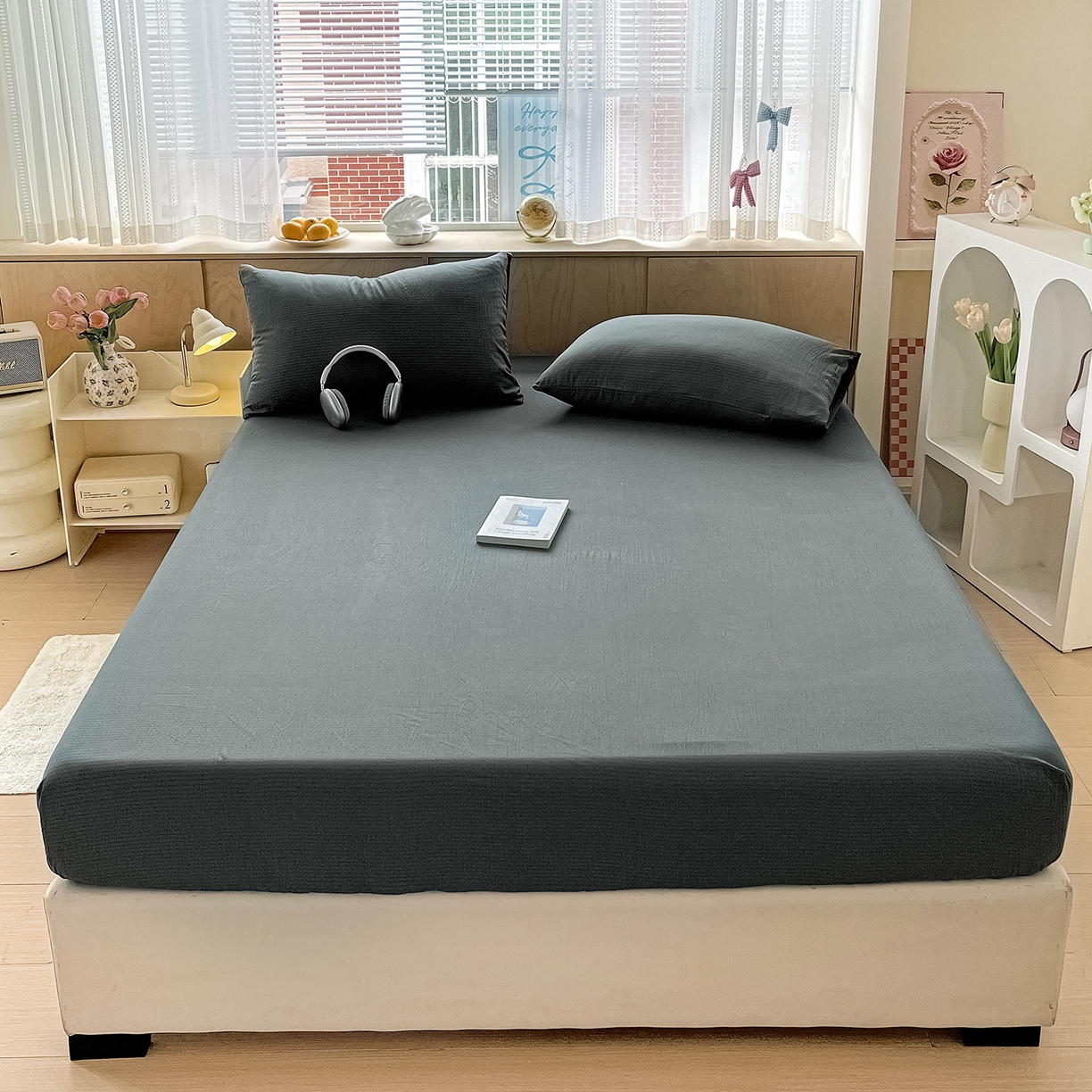 91家纺网 家纺一手货源 找家纺 卡迪熊家纺 2025新款超柔云感双层纱床笠 双层纱-深灰