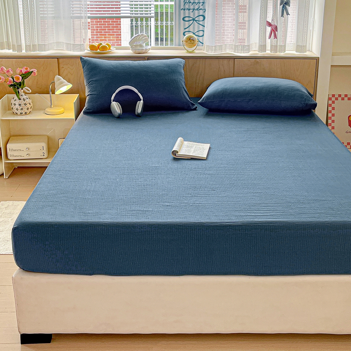 91家纺网 家纺一手货源 找家纺 卡迪熊家纺 2025新款超柔云感双层纱床笠 双层纱-深蓝