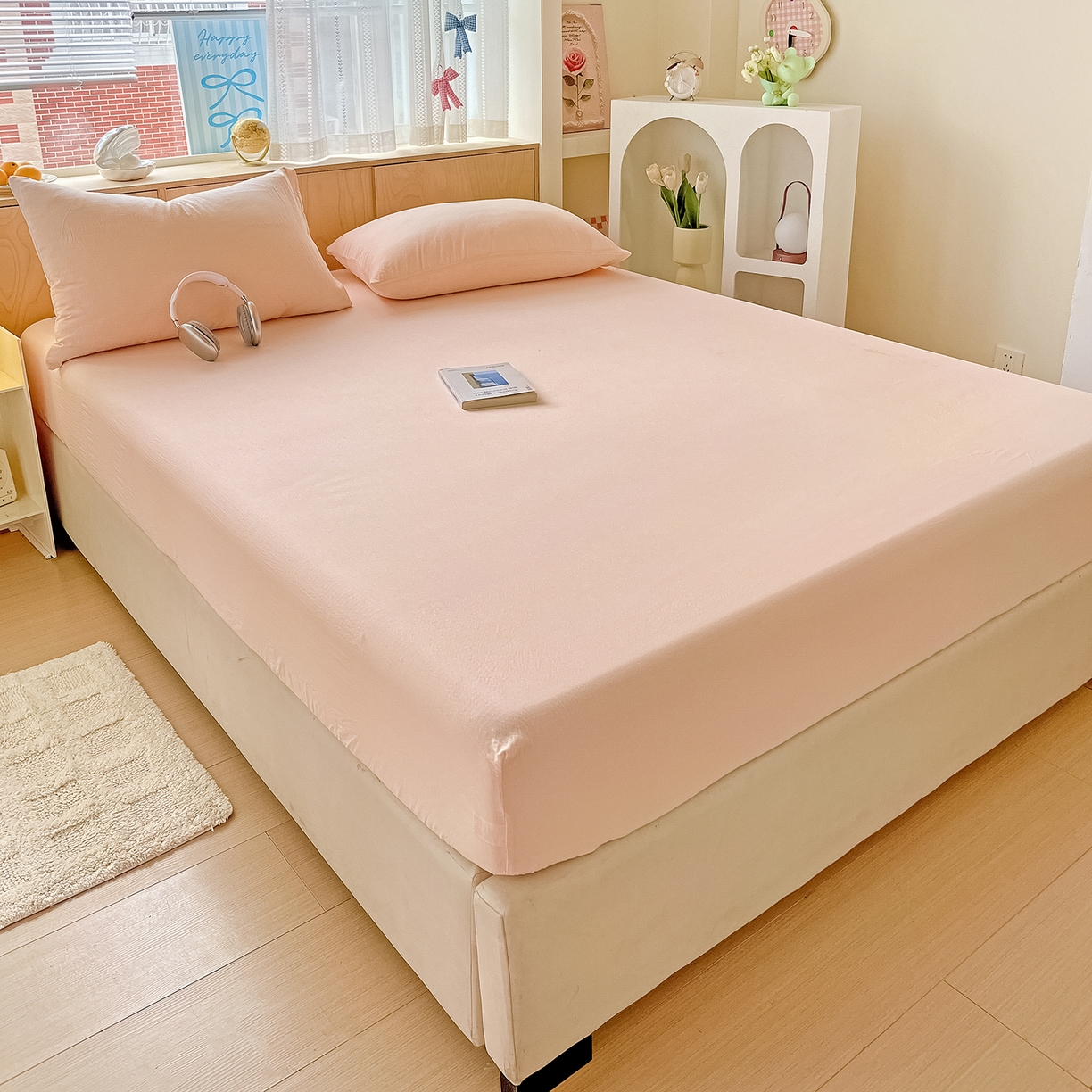 91家纺网 家纺一手货源 找家纺 彩韵家纺 2025新款超柔云感双层纱床笠 双层纱-浅粉