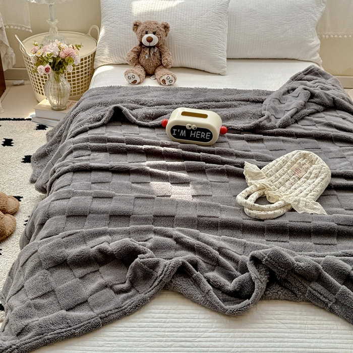 91家纺网 家纺一手货源 找家纺 （总）耀悦家纺 2025新款塔芙绒多功能面包格毛毯毯子