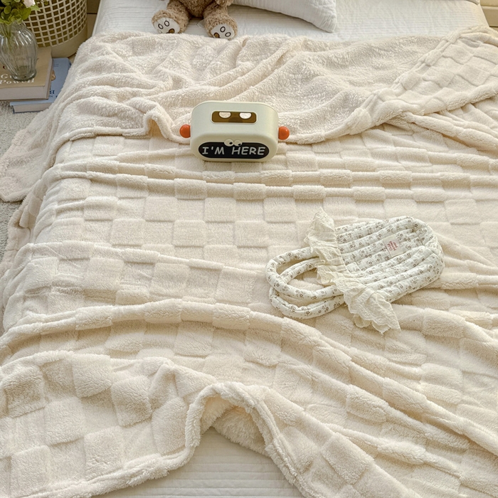 91家纺网 家纺一手货源 找家纺 耀悦家纺 2025新款塔芙绒多功能面包格毛毯毯子 面包格-牛奶