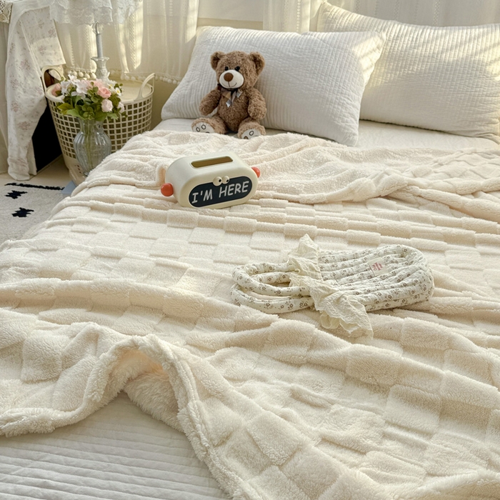 91家纺网 家纺一手货源 找家纺 耀悦家纺 2025新款塔芙绒多功能面包格毛毯毯子 面包格-牛奶