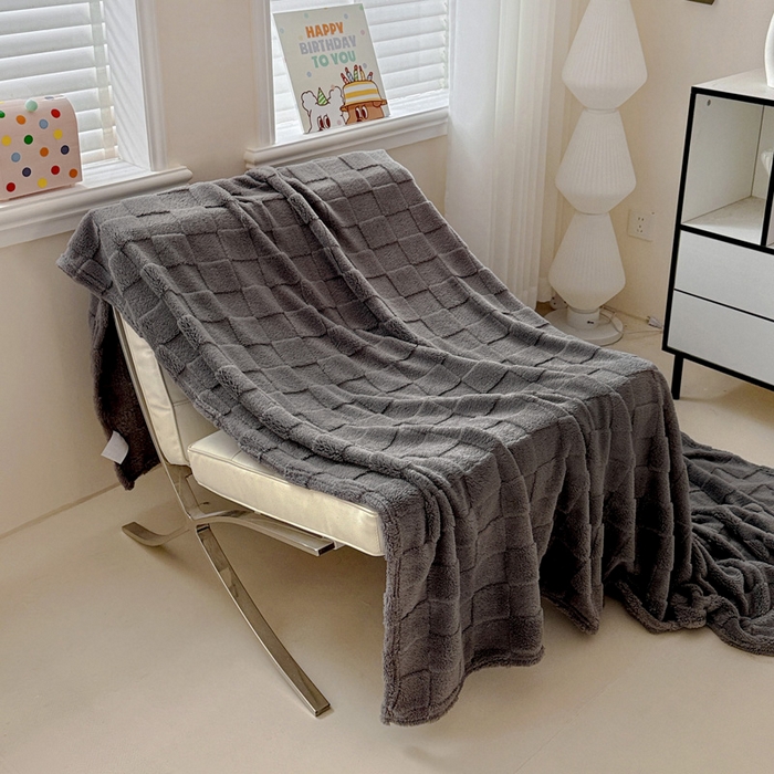 91家纺网 家纺一手货源 找家纺 耀悦家纺 2025新款塔芙绒多功能面包格毛毯毯子 面包格-芝麻