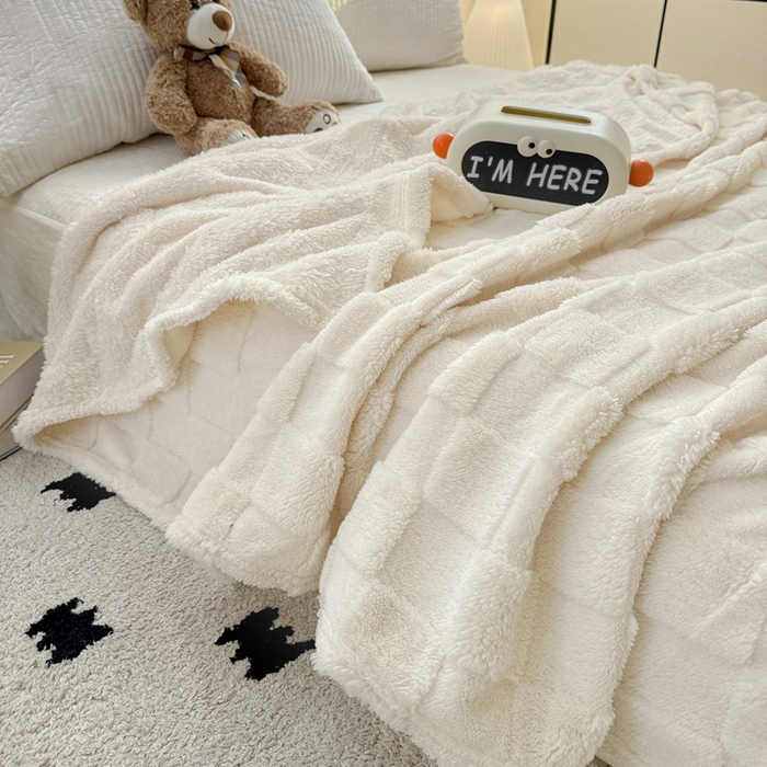 91家纺网 家纺一手货源 找家纺 耀悦家纺 2025新款塔芙绒多功能面包格毛毯毯子 面包格-牛奶