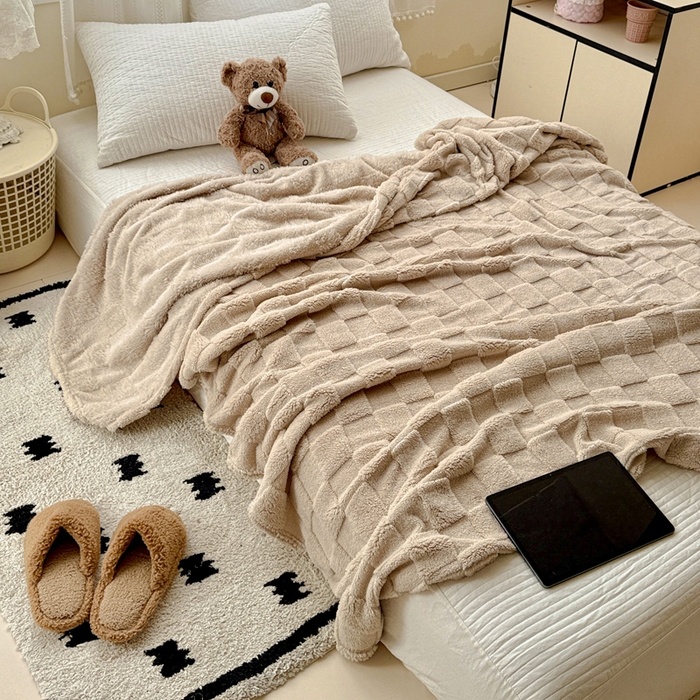 91家纺网 家纺一手货源 找家纺 耀悦家纺 2025新款塔芙绒多功能面包格毛毯毯子 面包格-曲奇