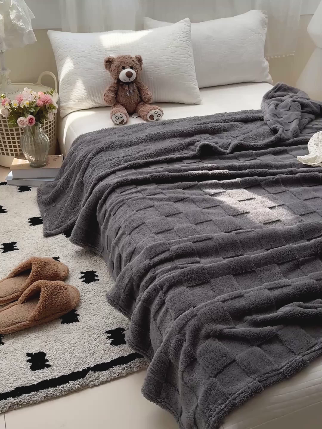 91家纺网 家纺一手货源 找家纺 耀悦家纺 2025新款塔芙绒多功能面包格毛毯毯子 面包格-芝麻