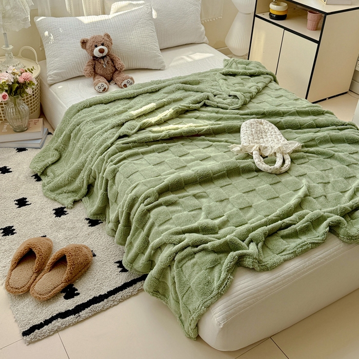 91家纺网 家纺一手货源 找家纺 耀悦家纺 2025新款塔芙绒多功能面包格毛毯毯子 面包格-抹茶