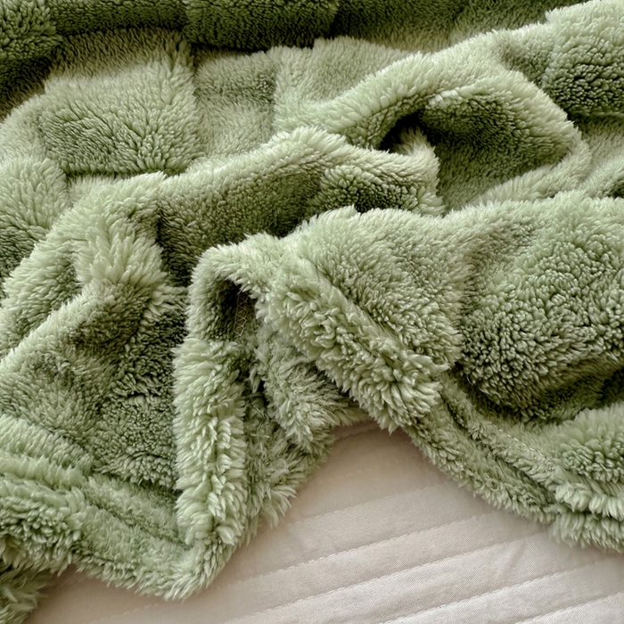 91家纺网 家纺一手货源 找家纺 耀悦家纺 2025新款塔芙绒多功能面包格毛毯毯子 面包格-抹茶