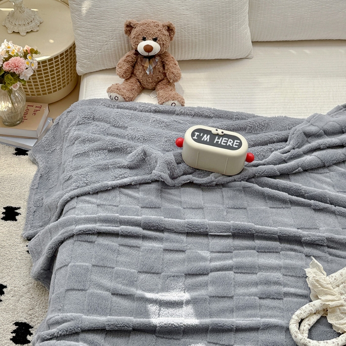 91家纺网 家纺一手货源 找家纺 耀悦家纺 2025新款塔芙绒多功能面包格毛毯毯子 面包格-蓝莓