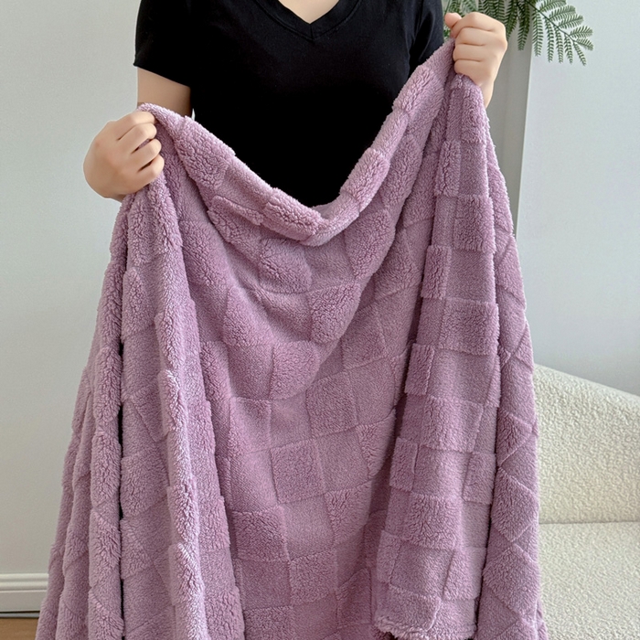 91家纺网 家纺一手货源 找家纺 耀悦家纺 2025新款塔芙绒多功能面包格毛毯毯子 面包格-葡萄