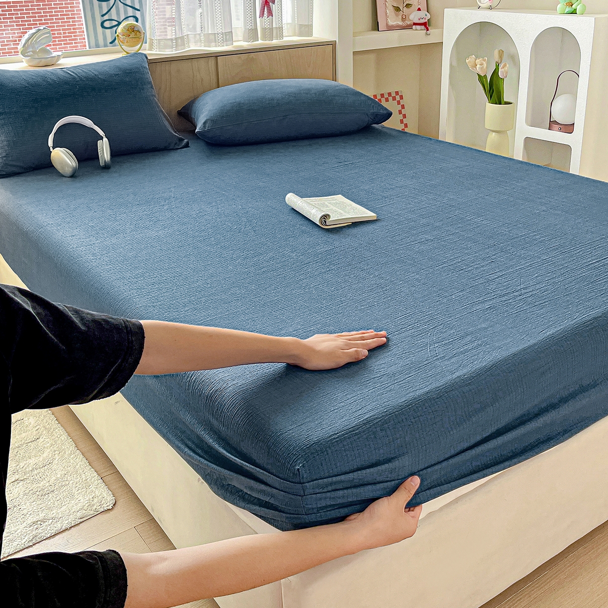 91家纺网 家纺一手货源 找家纺 彩韵家纺 2025新款超柔云感双层纱床笠 双层纱-深蓝