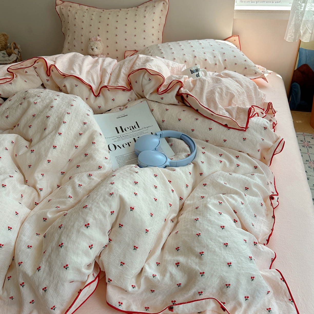 91家纺网 家纺一手货源 找家纺 （总）轻奢坊 2025新款小樱桃大提花剪花水洗棉密拷花边四件套