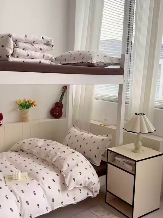 91家纺网 家纺一手货源 找家纺 楠沐家纺 2025新款格子系列芦荟棉学生三件套四件套 黑蝴蝶结