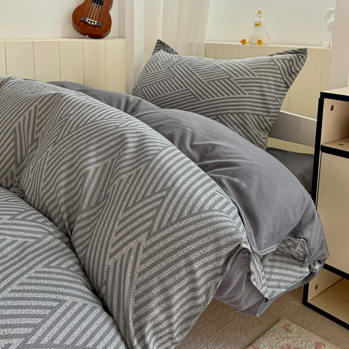 91家纺网 家纺一手货源 找家纺 楠沐家纺 2025新款格子系列芦荟棉学生三件套四件套 勒夫