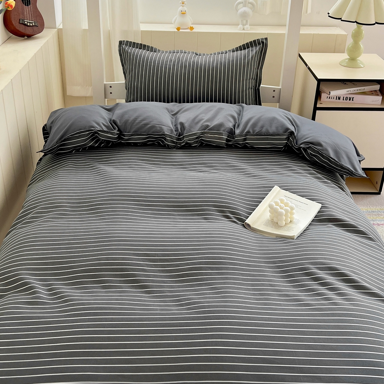 91家纺网 家纺一手货源 找家纺 楠沐家纺 2025新款格子系列芦荟棉学生三件套四件套 拿铁