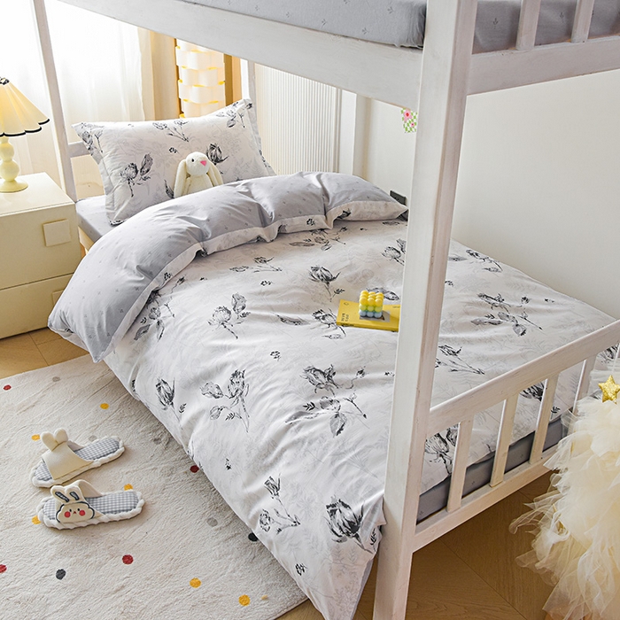 91家纺网 家纺一手货源 找家纺 天之爱 2025新款全棉纯棉学生上下铺宿舍三件套多件套六件套第二批 玫瑰夜语